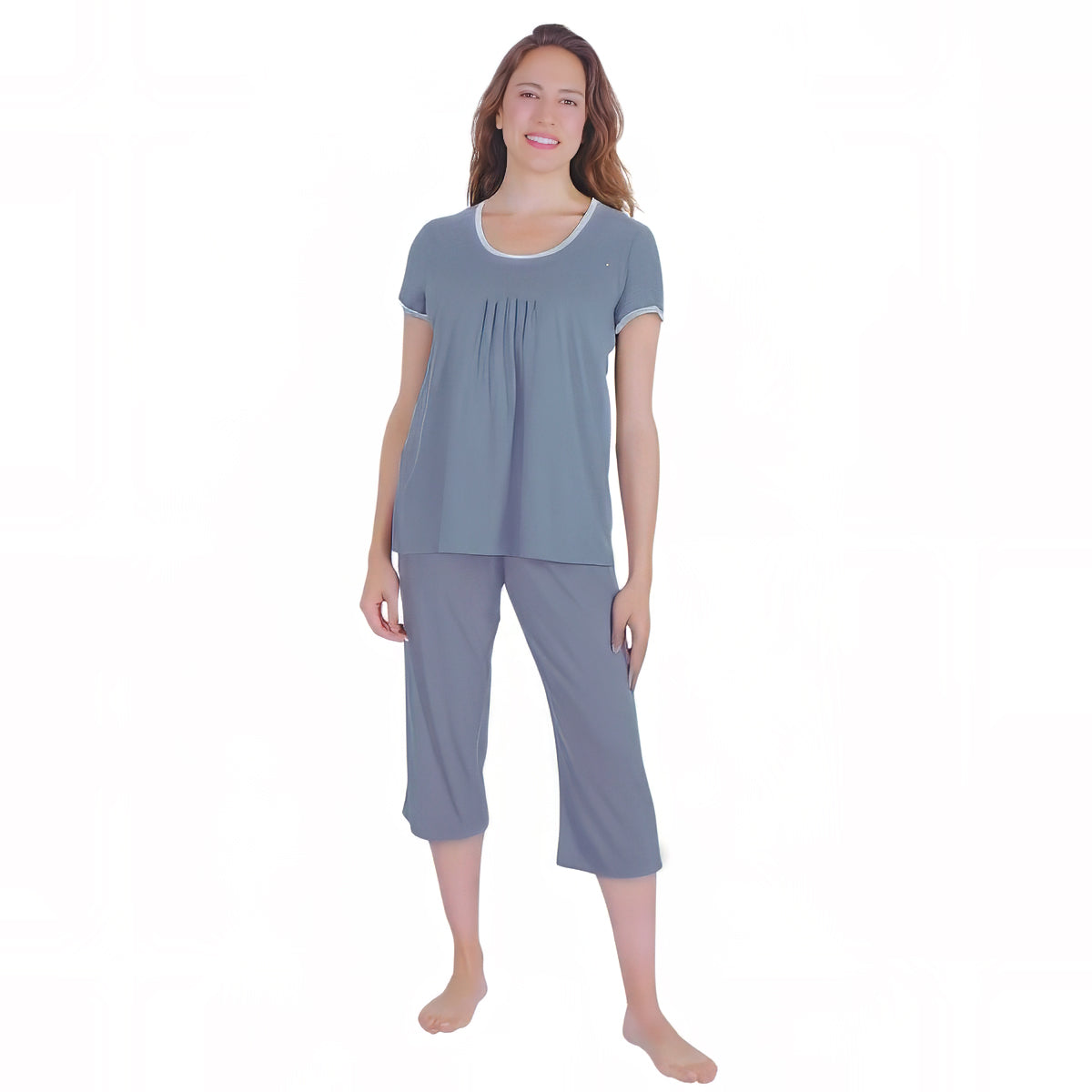 Women's Moisture Wicking Pleated T-Shirt Capri Set